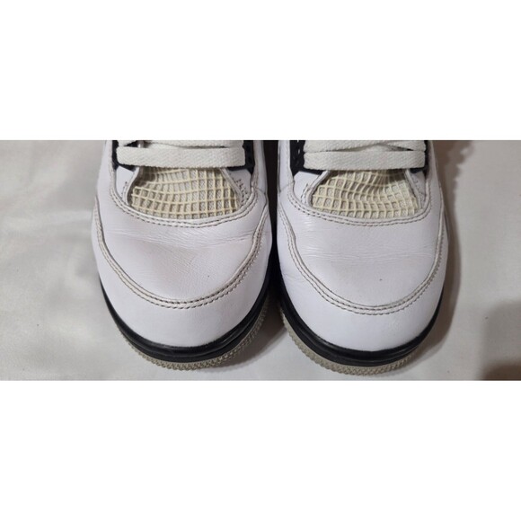 Air Jordan 4 Retro OG White Cement 2015  Size 8 Pre Owned 840606-192 In Box Tag main image 5